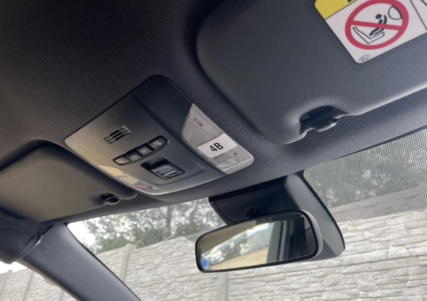 Toyota Corolla cena 22500 przebieg: 58250, rok produkcji 2019 z Rybnik małe 704